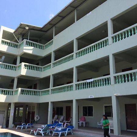 Royal Crown Hotel & Palm Spa Resort Patong Екстер'єр фото