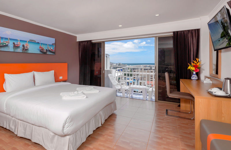 Royal Crown Hotel & Palm Spa Resort Patong Екстер'єр фото