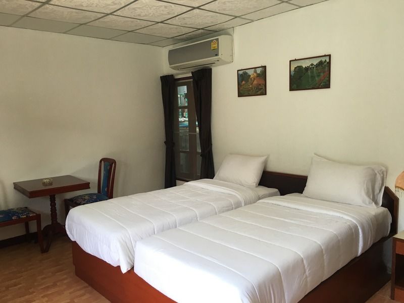Royal Crown Hotel & Palm Spa Resort Patong Екстер'єр фото