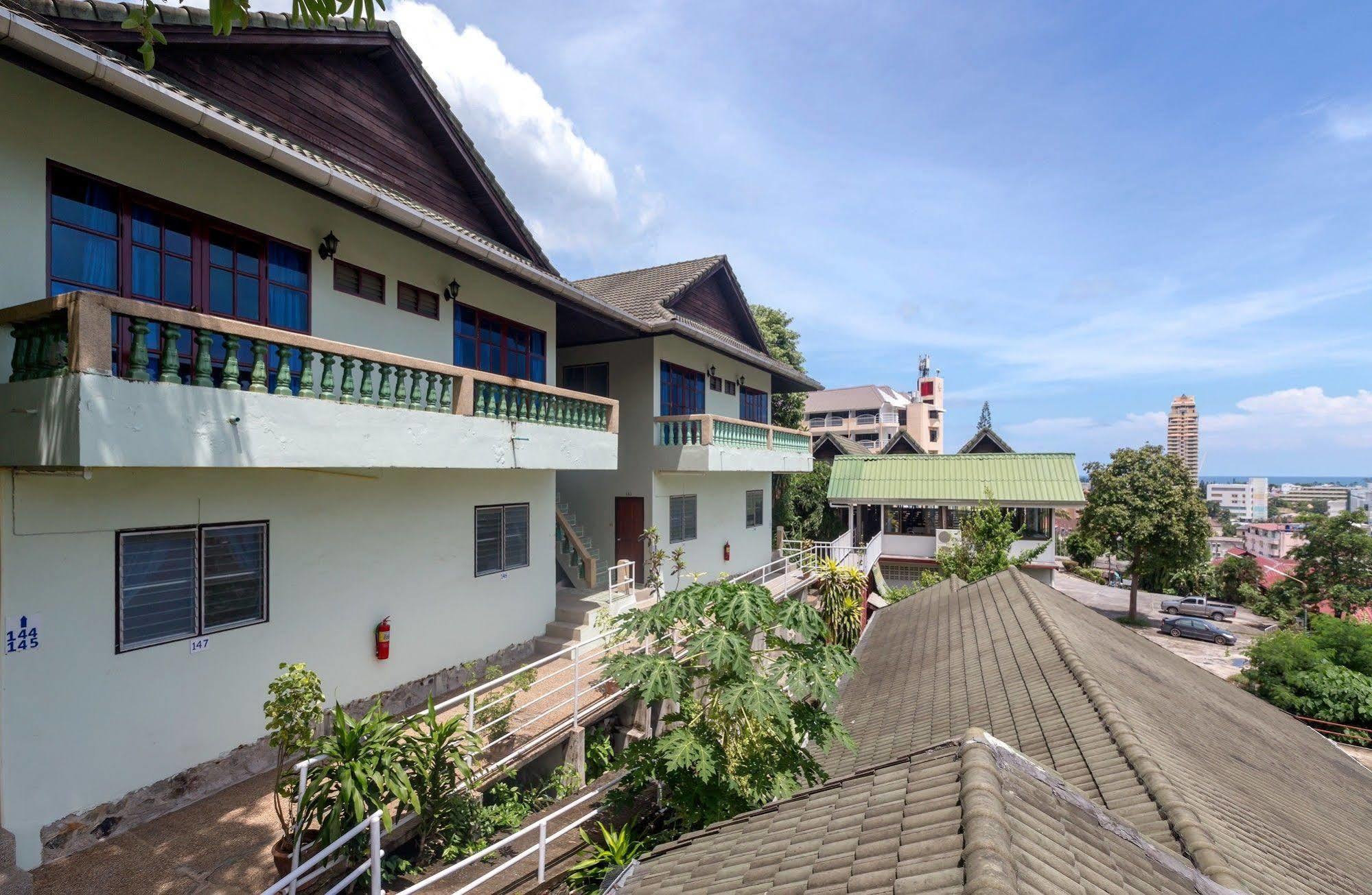 Royal Crown Hotel & Palm Spa Resort Patong Екстер'єр фото