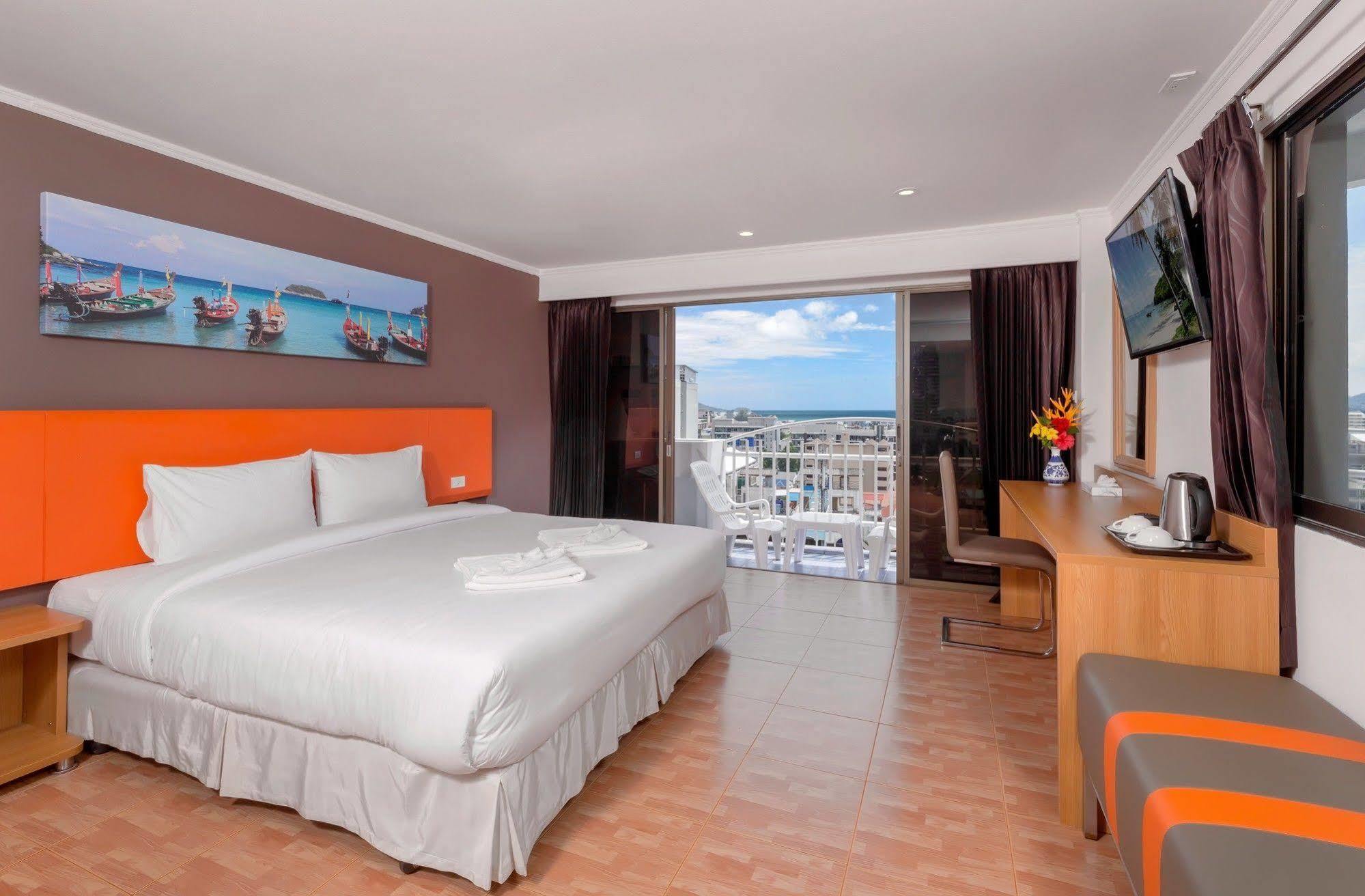 Royal Crown Hotel & Palm Spa Resort Patong Екстер'єр фото